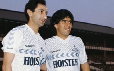 “Dì a quel nasone di togliermi la mano dalla spalla”