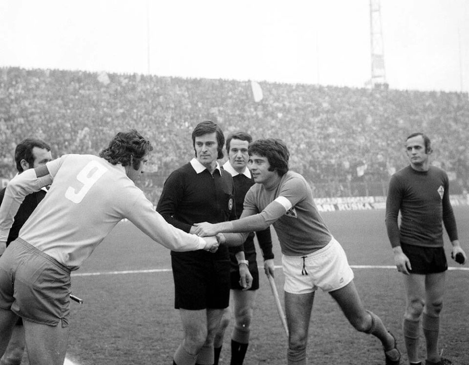 Gazzetta Dello Sport 16 Octobre 1971 – Catanzaro-Inter – Mazzola – Inghilterra