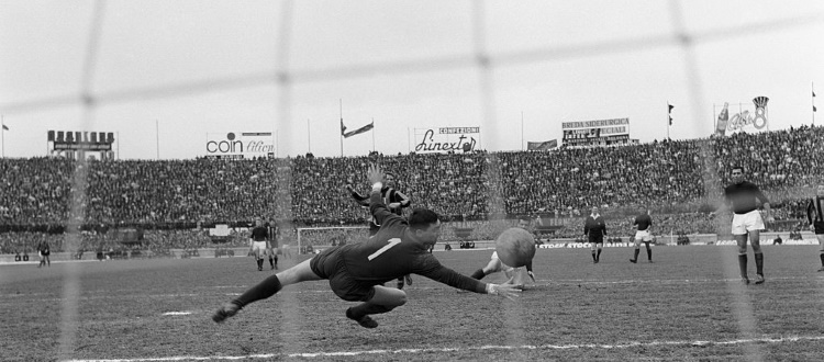 William Negri, il guardiano dello scudetto rossoblù