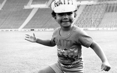 Il bambino con il pallone che divenne il simbolo del calcio di Haiti